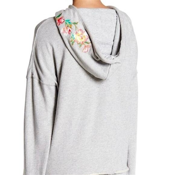 Betsey Johnson Floral Embroidery Drawstring Hoodie Sweatshirt Gray Size M - Picture 3 of 8